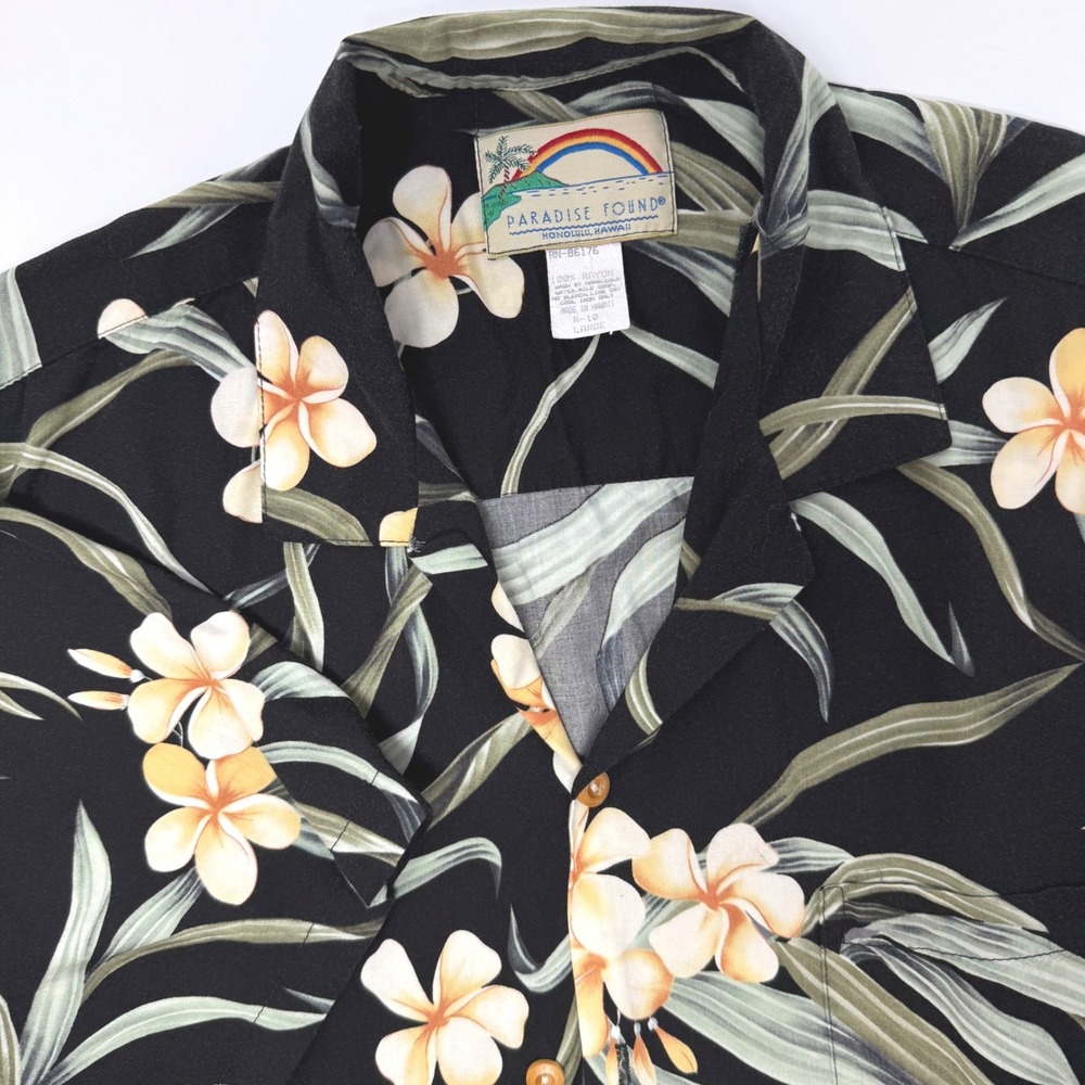 Paradise Found Mens Large Black Plumeria Floral Hawaiian Shirt Rayon Made in USA